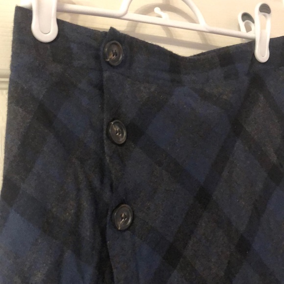 Plaid Skirt - Picture 2 of 4